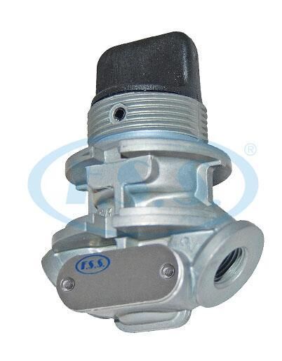 Yönlendirici Valfi - Mercedes 12,14,16,19,22,30,32 35,40,48 - Renault Vı Ae380, Ae500 - Iveco M, Mk, Turbostar, Turbotech / Oem: 463 036 000 0